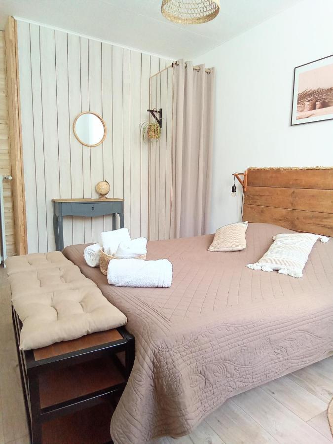 L'Instant... Hotel Marolles-sous-Lignieres ภายนอก รูปภาพ